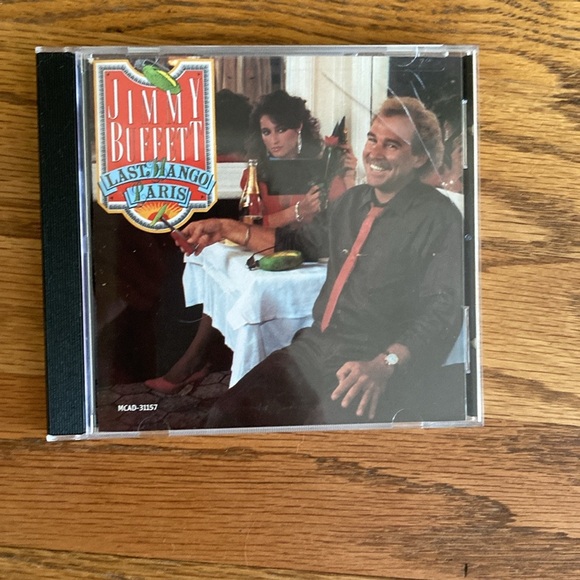 3 Sealed Jimmy Buffett CDs - Fruitcakes, Last Mango in Paris, Banana Wind - Picture 6 of 8